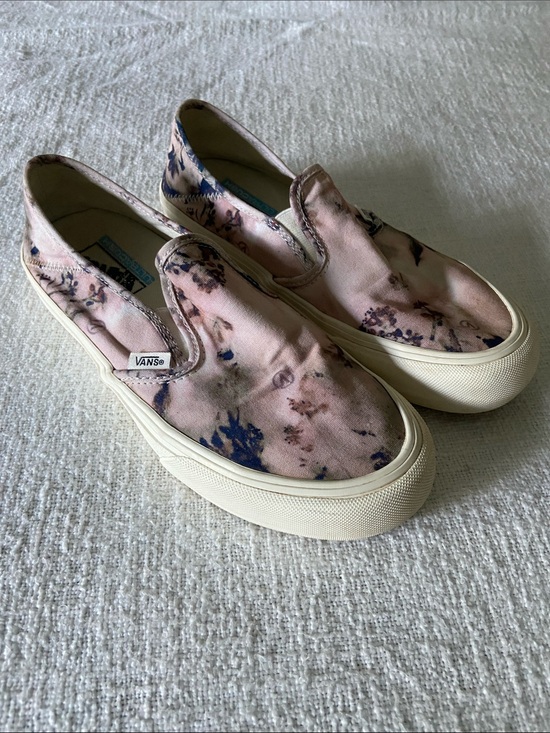 Vans Shoes - Vans Slip-On Floral Watercolor Canvas Sneakers in Pink and Blue Women’s 8.5
